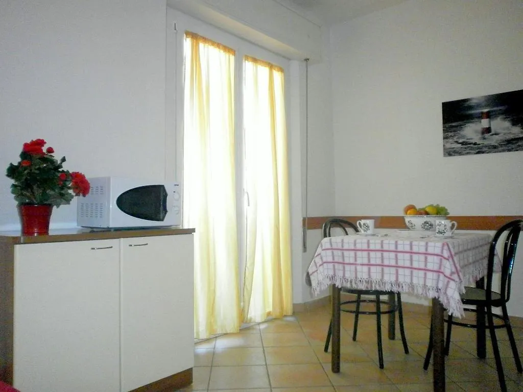 Residence Carioca Rimini 2*,