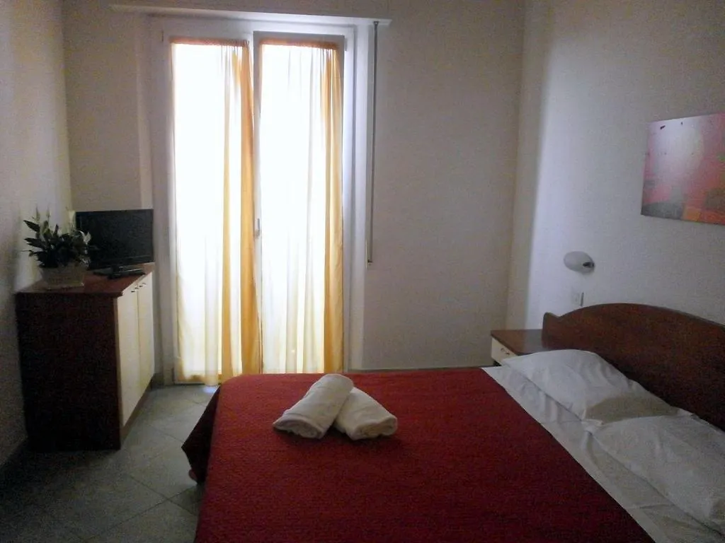 Aparthotel Residence Carioca Rimini